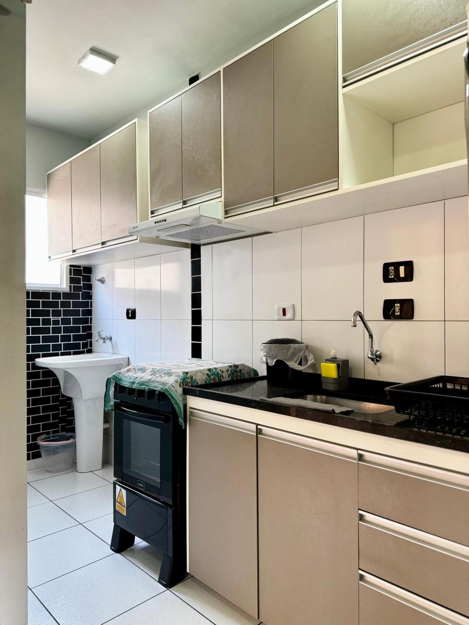 Apto Paraiso Sun Way Aluguel De Temporada Com Piscina, Churrasqueira, Quadra E Parquinho 3207 Apartment *